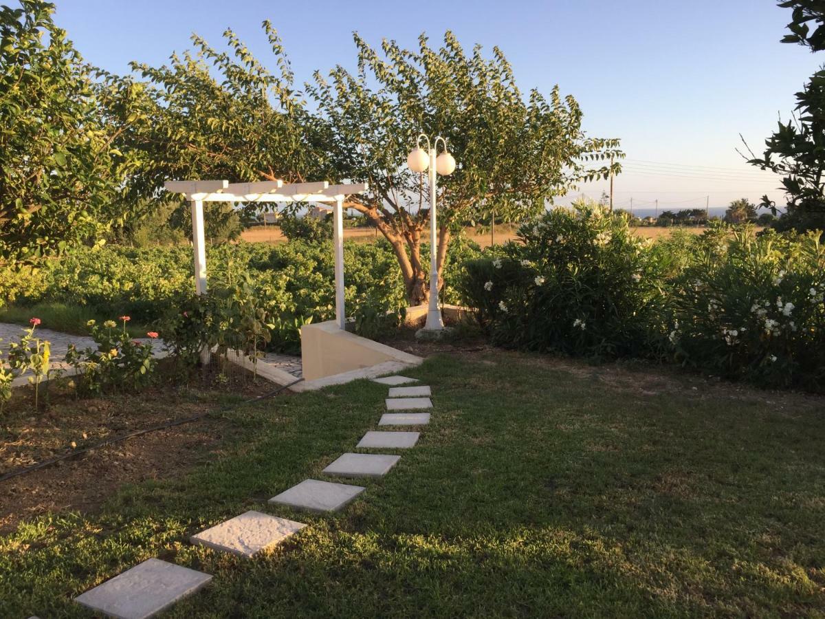 Villa Pelagia スヴォロナータ エクステリア 写真